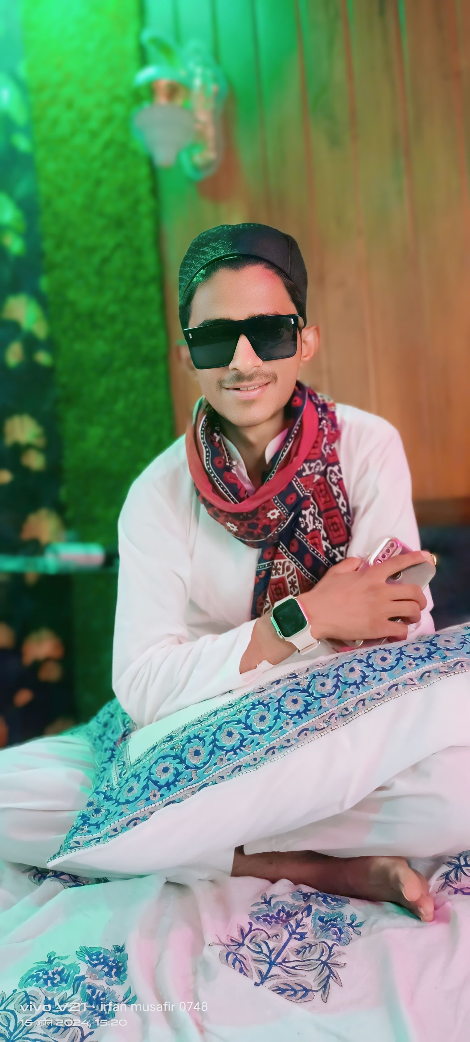 Sakhru